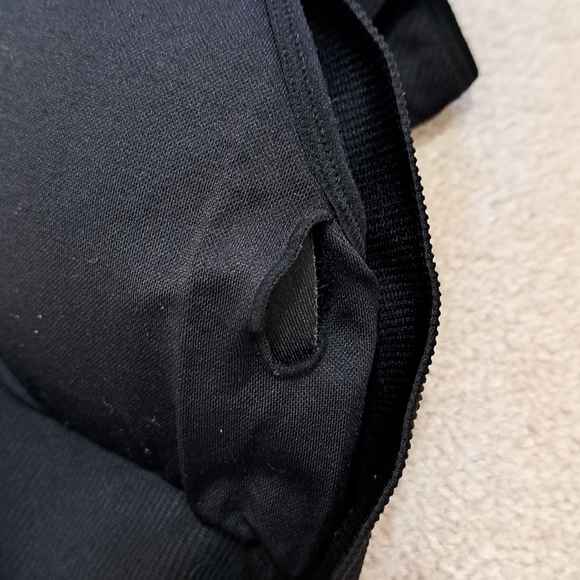 Puma Sports Bra Women's Medium Black Activewear Bra Medium Support - Picture 5 of 11